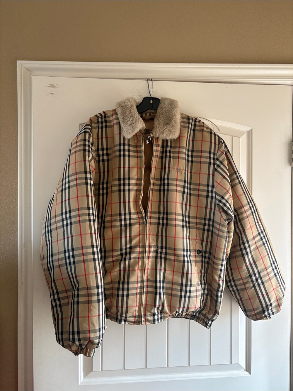 Burberry supreme nova check puffer duck down Jacket with shearling Collar